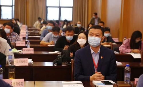 學(xué)籍學(xué)歷無(wú)小事，信息咨詢班為大學(xué)生精準(zhǔn)導(dǎo)航